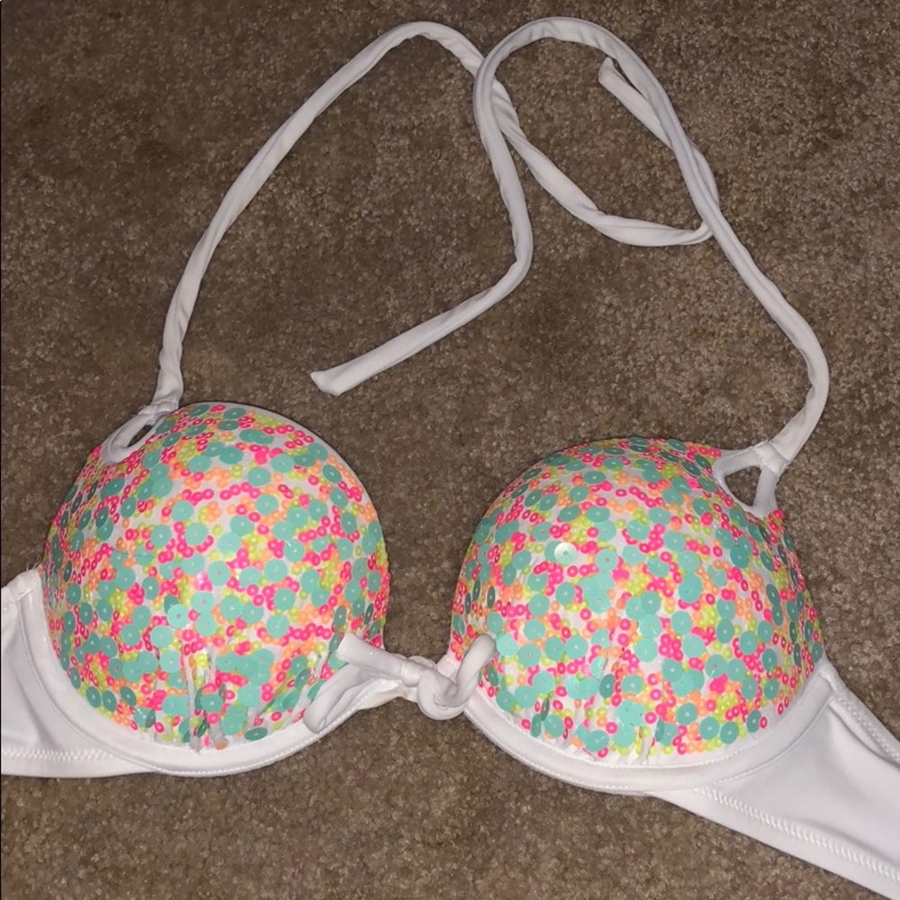 PINK vs swim top